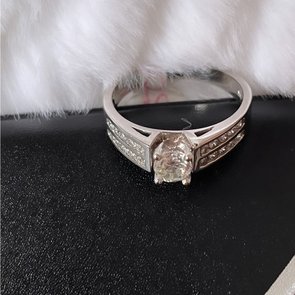 Genuine 14K White Gold Diamond Engagement Ring - Picture 2 of 5